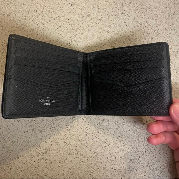 Louis Vuitton EPI black short wallets - Picture 2 of 7